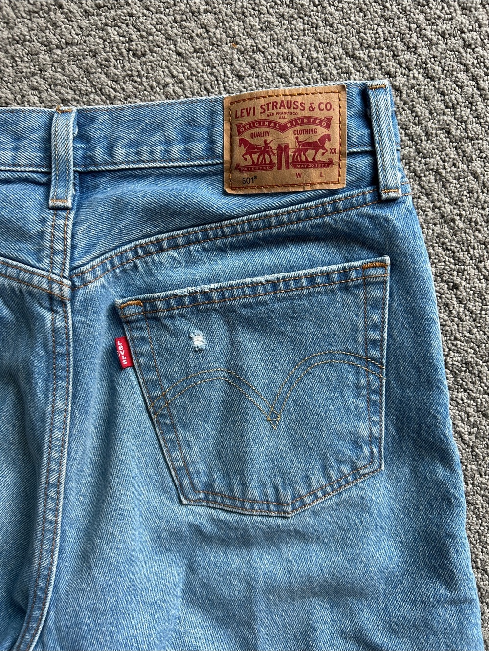 NEW Levi’s jeans
